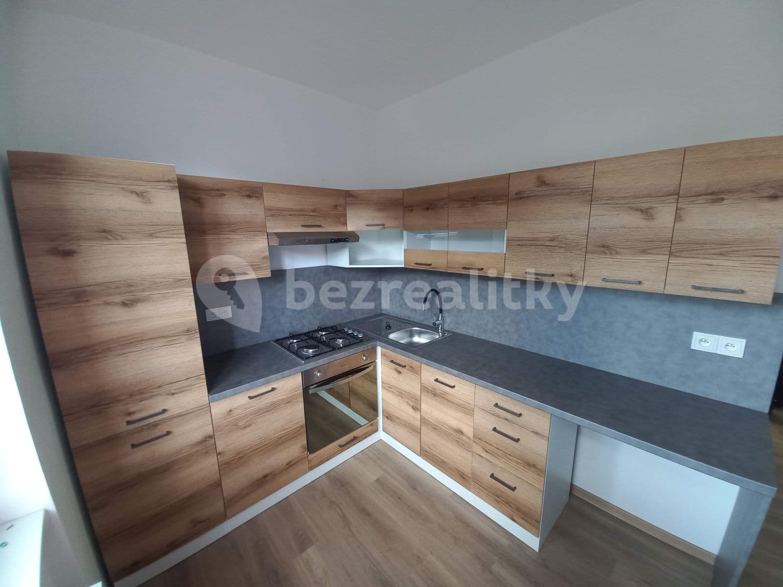 Pronájem bytu 2+1 52 m², Kozlovice, Moravskoslezský kraj Pronájem bytu 2+1 52 m², Kozlovice, Moravskoslezský kraj