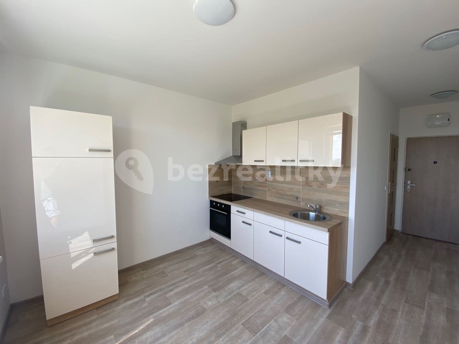 Pronájem bytu 1+1 35 m², U Zámeckého parku, Litvínov, Ústecký kraj Pronájem bytu 1+1 35 m², U Zámeckého parku, Litvínov, Ústecký kraj