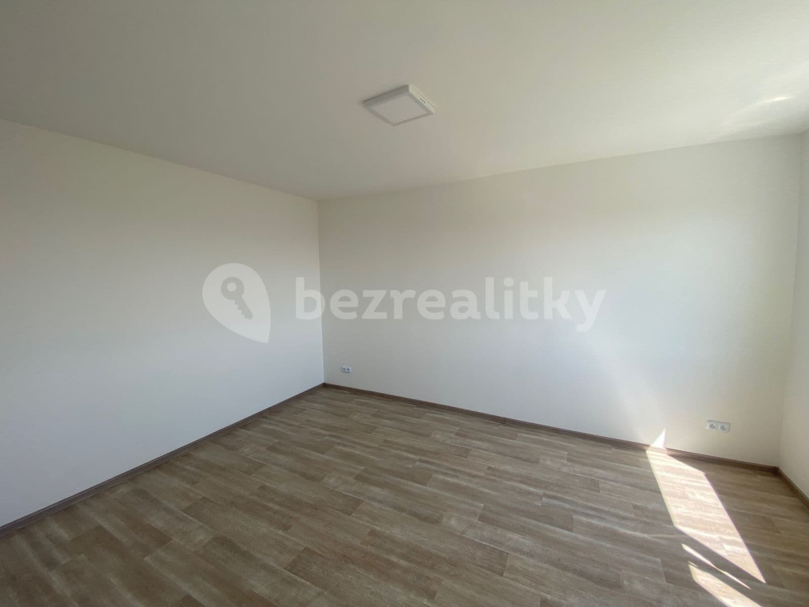 Pronájem bytu 1+1 35 m², U Zámeckého parku, Litvínov, Ústecký kraj Pronájem bytu 1+1 35 m², U Zámeckého parku, Litvínov, Ústecký kraj