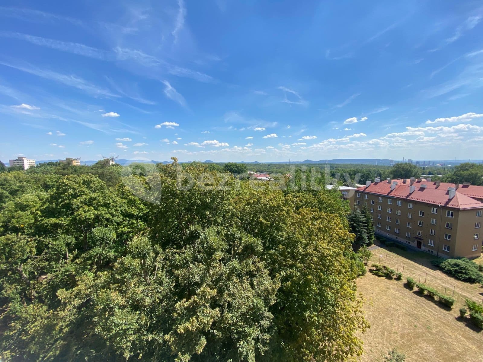 Pronájem bytu 1+1 35 m², U Zámeckého parku, Litvínov, Ústecký kraj Pronájem bytu 1+1 35 m², U Zámeckého parku, Litvínov, Ústecký kraj