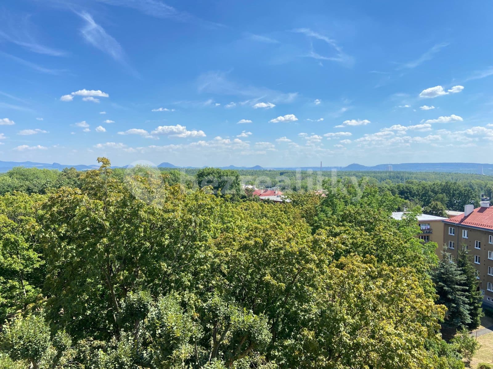 Pronájem bytu 1+1 35 m², U Zámeckého parku, Litvínov, Ústecký kraj Pronájem bytu 1+1 35 m², U Zámeckého parku, Litvínov, Ústecký kraj