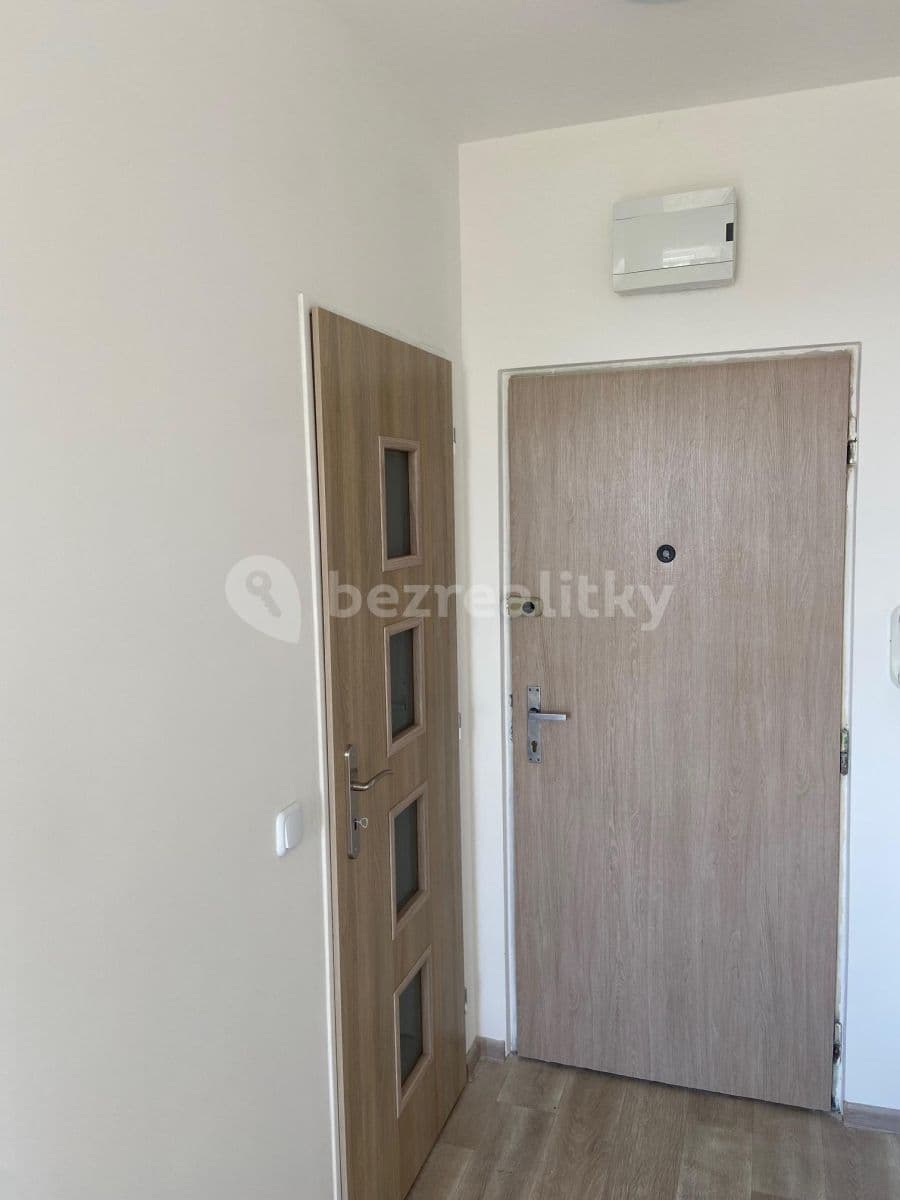 Pronájem bytu 1+1 35 m², U Zámeckého parku, Litvínov, Ústecký kraj Pronájem bytu 1+1 35 m², U Zámeckého parku, Litvínov, Ústecký kraj