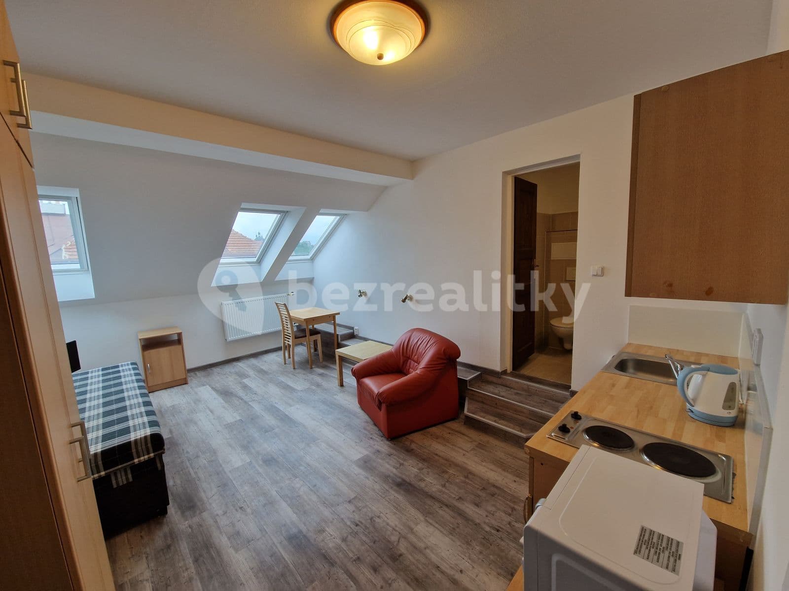 Pronájem bytu 1+kk 24 m², Vratislavova, Praha, Praha Pronájem bytu 1+kk 24 m², Vratislavova, Praha, Praha