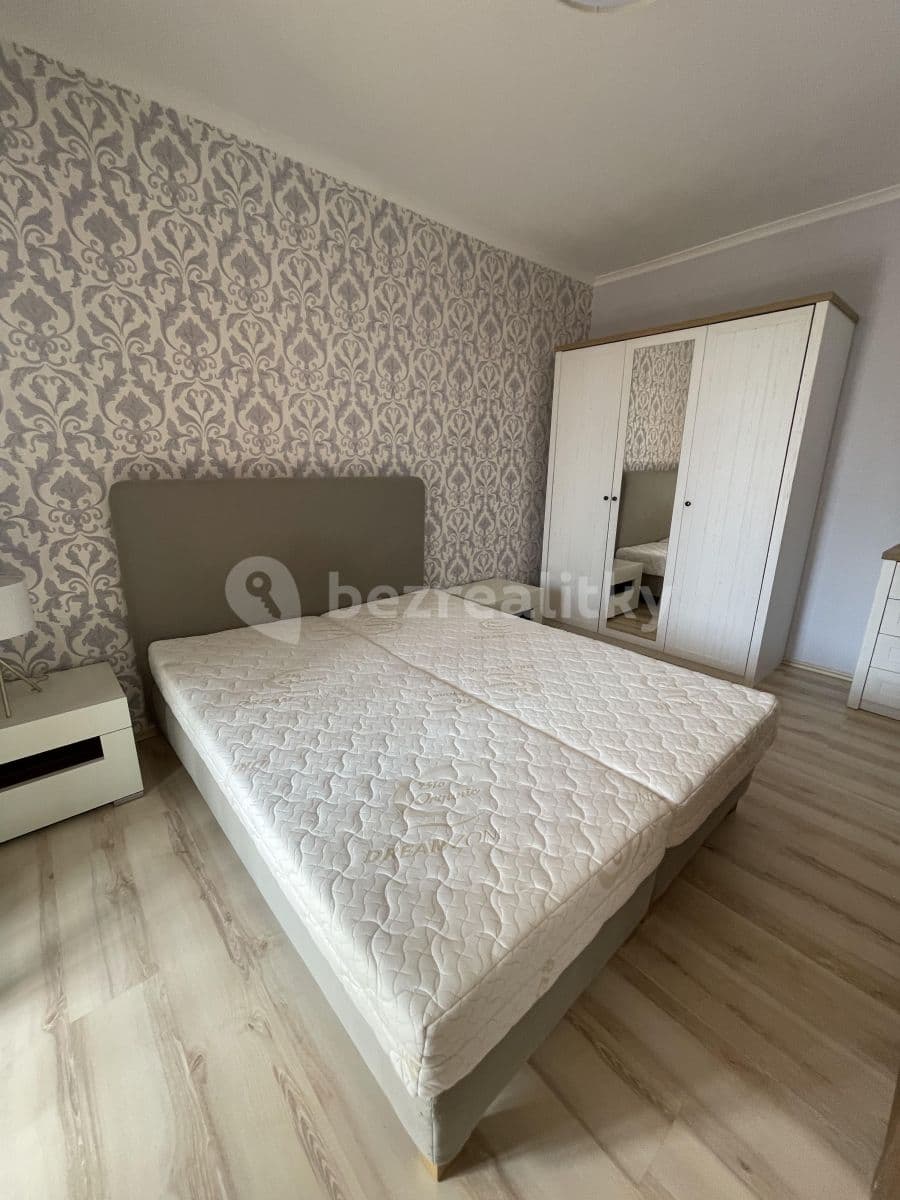 Pronájem bytu 3+1 79 m², V Javorech, Praha, Praha Pronájem bytu 3+1 79 m², V Javorech, Praha, Praha