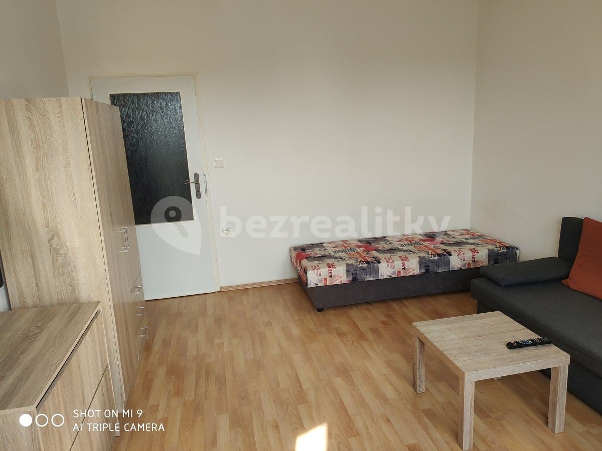 Pronájem bytu 2+kk 35 m², Střelničná, Praha, Praha Pronájem bytu 2+kk 35 m², Střelničná, Praha, Praha