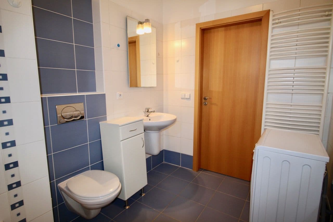 Pronájem bytu 1+kk 44 m², Pod Klamovkou, Praha, Praha Pronájem bytu 1+kk 44 m², Pod Klamovkou, Praha, Praha
