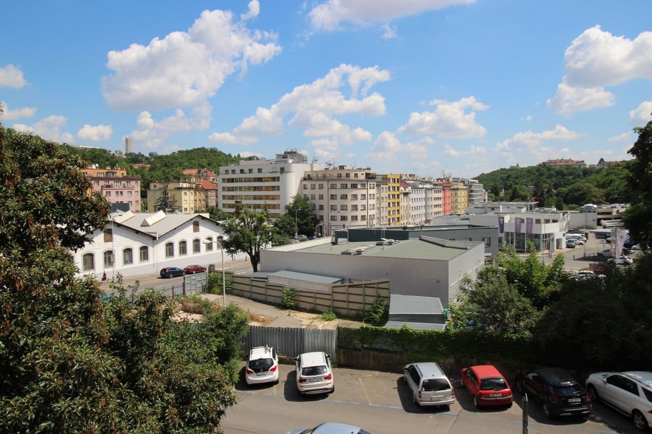 Pronájem bytu 1+kk 44 m², Pod Klamovkou, Praha, Praha Pronájem bytu 1+kk 44 m², Pod Klamovkou, Praha, Praha