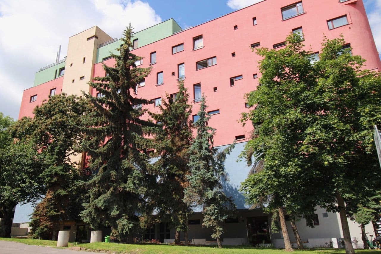 Pronájem bytu 1+kk 44 m², Pod Klamovkou, Praha, Praha Pronájem bytu 1+kk 44 m², Pod Klamovkou, Praha, Praha