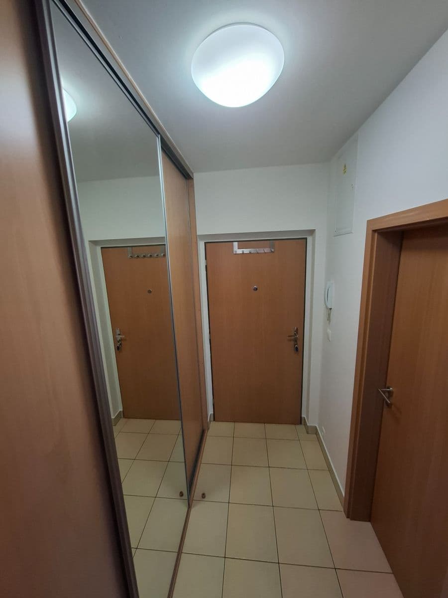 Pronájem bytu 1+kk 34 m², Praha, Praha Pronájem bytu 1+kk 34 m², Praha, Praha