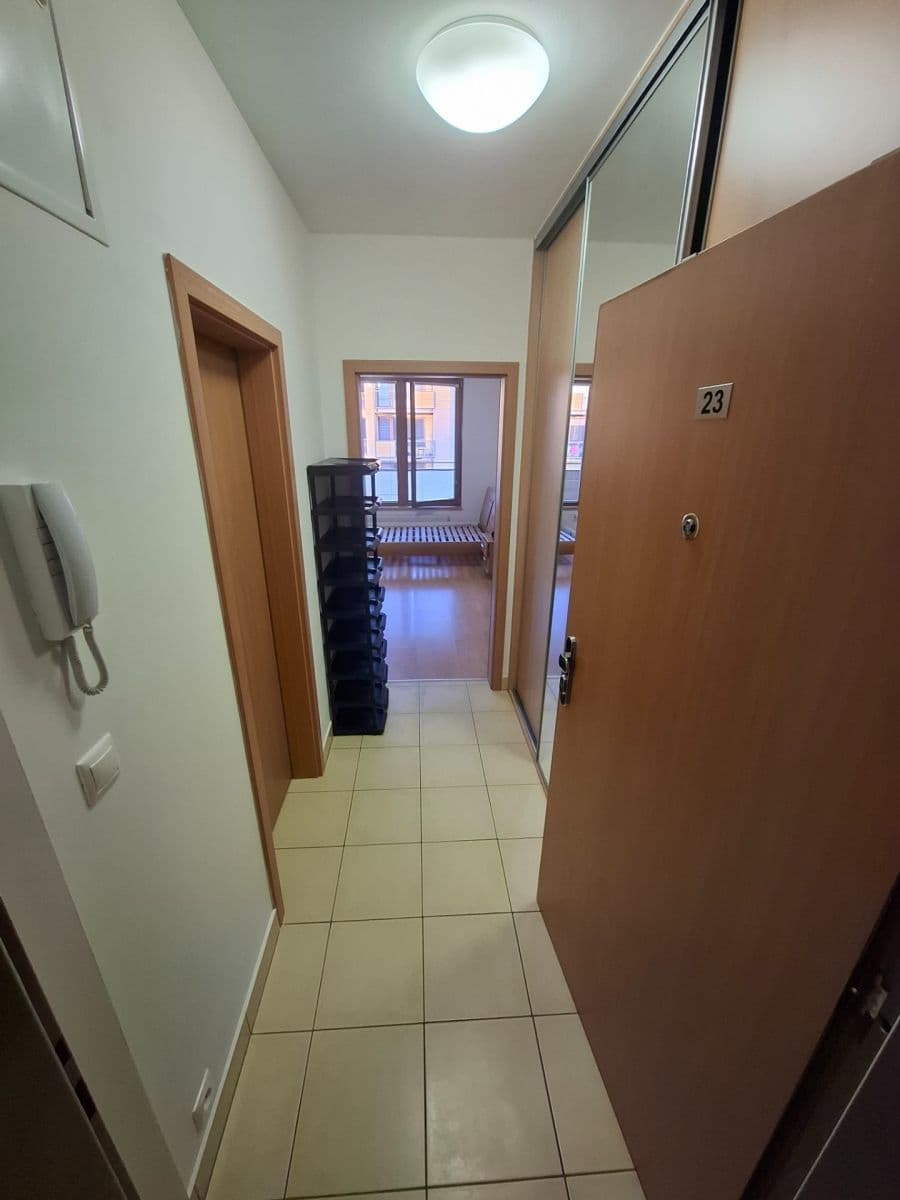 Pronájem bytu 1+kk 34 m², Praha, Praha Pronájem bytu 1+kk 34 m², Praha, Praha