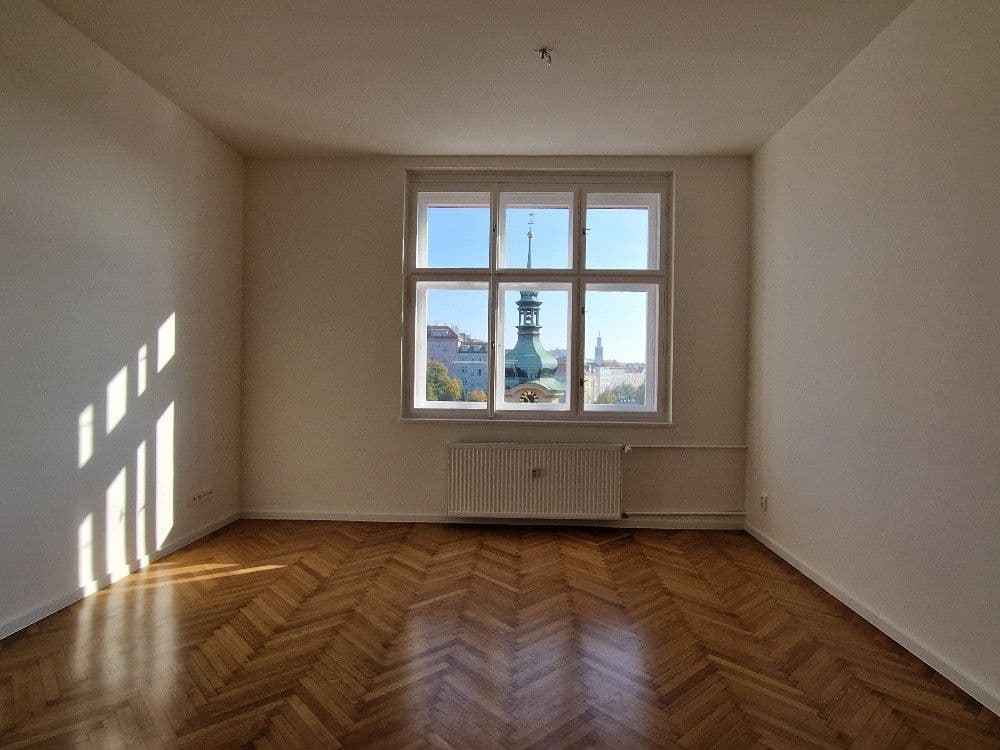 Pronájem bytu 2+kk 50 m², Smolenská, Praha, Praha Pronájem bytu 2+kk 50 m², Smolenská, Praha, Praha