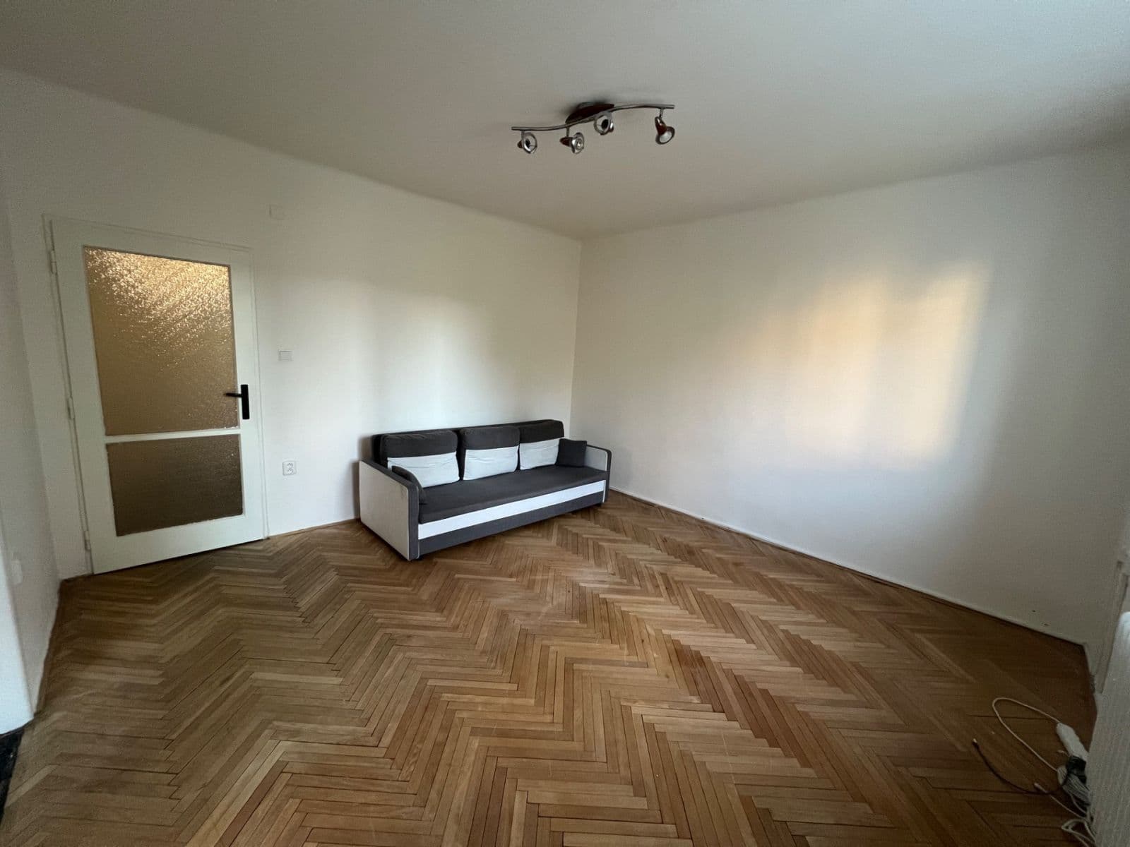 Pronájem bytu 2+1 60 m², Slovanská alej, Plzeň, Plzeňský kraj Pronájem bytu 2+1 60 m², Slovanská alej, Plzeň, Plzeňský kraj