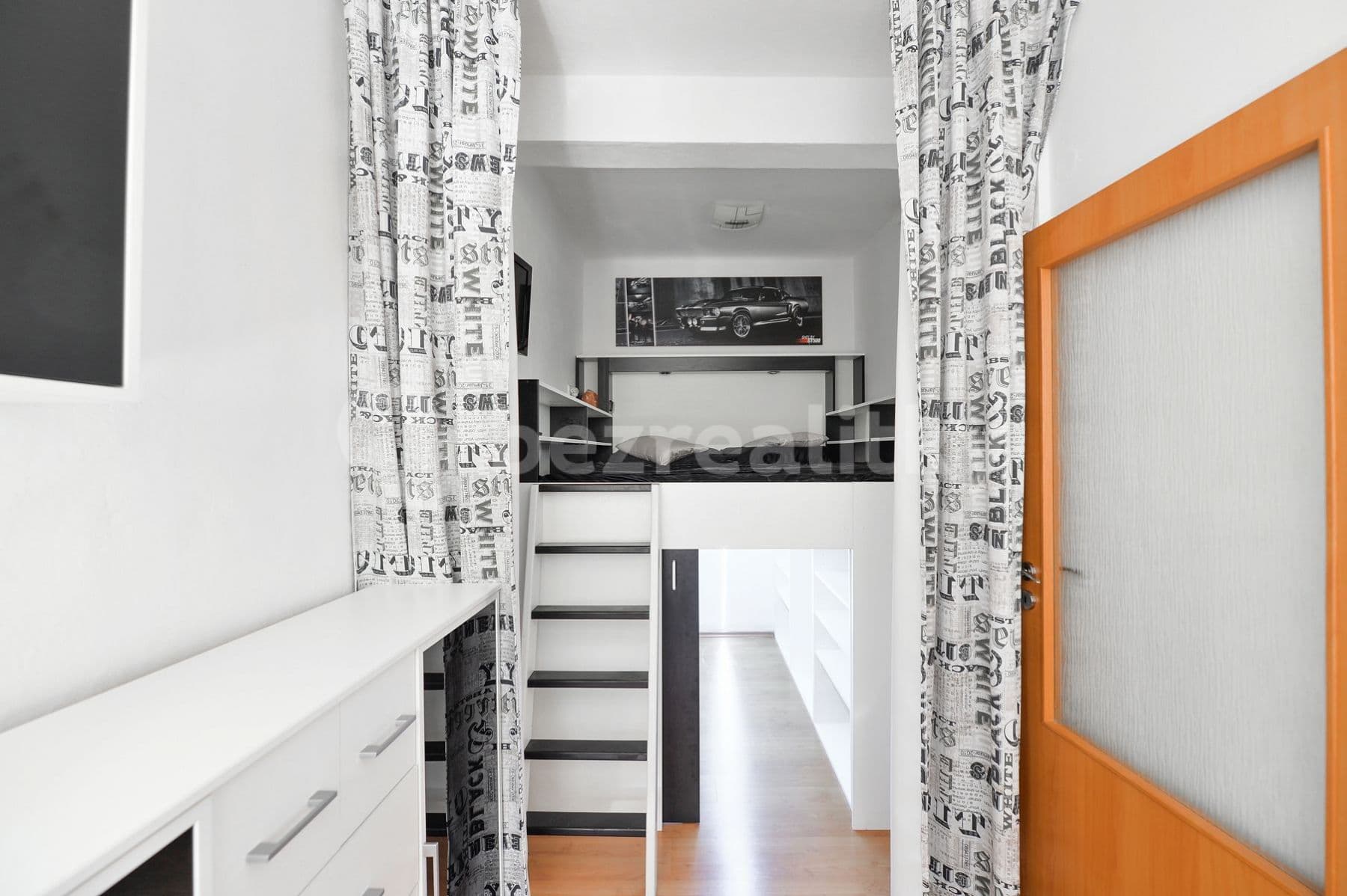 Pronájem bytu 2+1 48 m², Nad Kazankou, Praha, Praha Pronájem bytu 2+1 48 m², Nad Kazankou, Praha, Praha