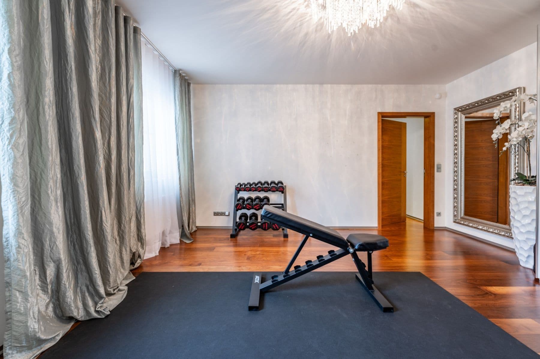 Prodej bytu 6+kk 420 m², Růžová, Valtice, Jihomoravský kraj Prodej bytu 6+kk 420 m², Růžová, Valtice, Jihomoravský kraj