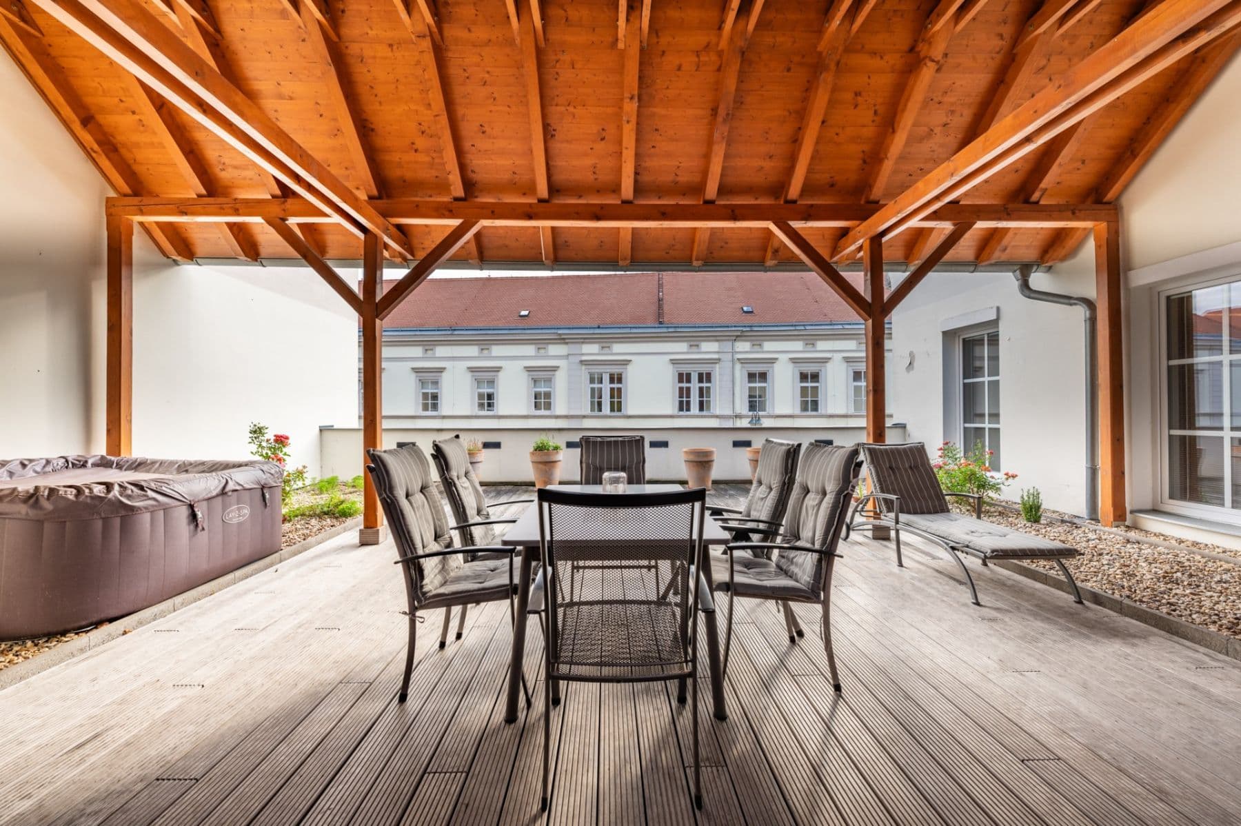 Prodej bytu 6+kk 420 m², Růžová, Valtice, Jihomoravský kraj Prodej bytu 6+kk 420 m², Růžová, Valtice, Jihomoravský kraj