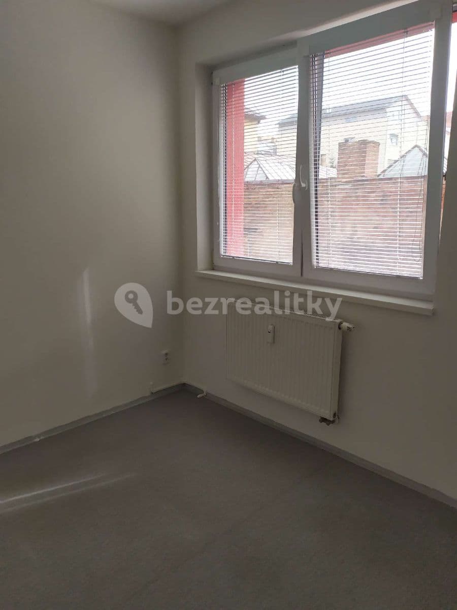 Pronájem bytu 2+kk 30 m², Havlíčkova, Jihlava, Kraj Vysočina Pronájem bytu 2+kk 30 m², Havlíčkova, Jihlava, Kraj Vysočina