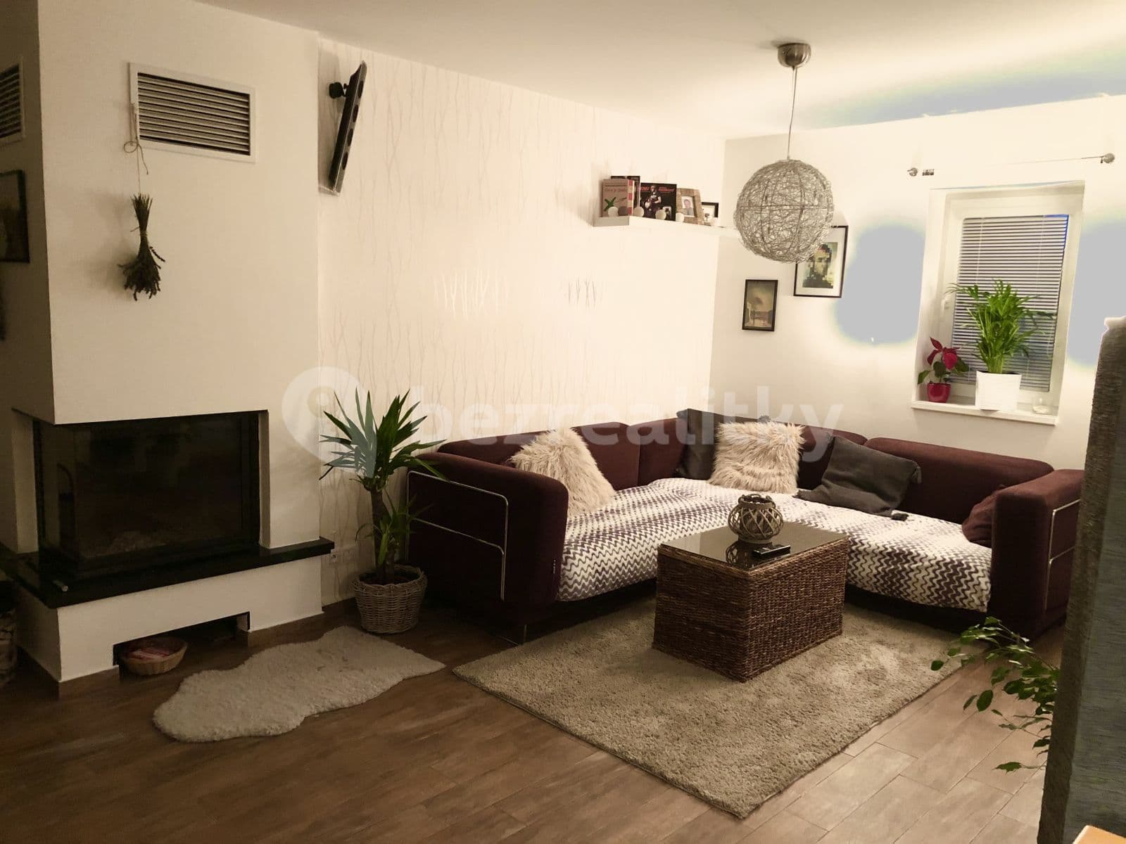 Pronájem domu 120 m², pozemek 700 m², U Lesa, Vlašim, Středočeský kraj Pronájem domu 120 m², pozemek 700 m², U Lesa, Vlašim, Středočeský kraj