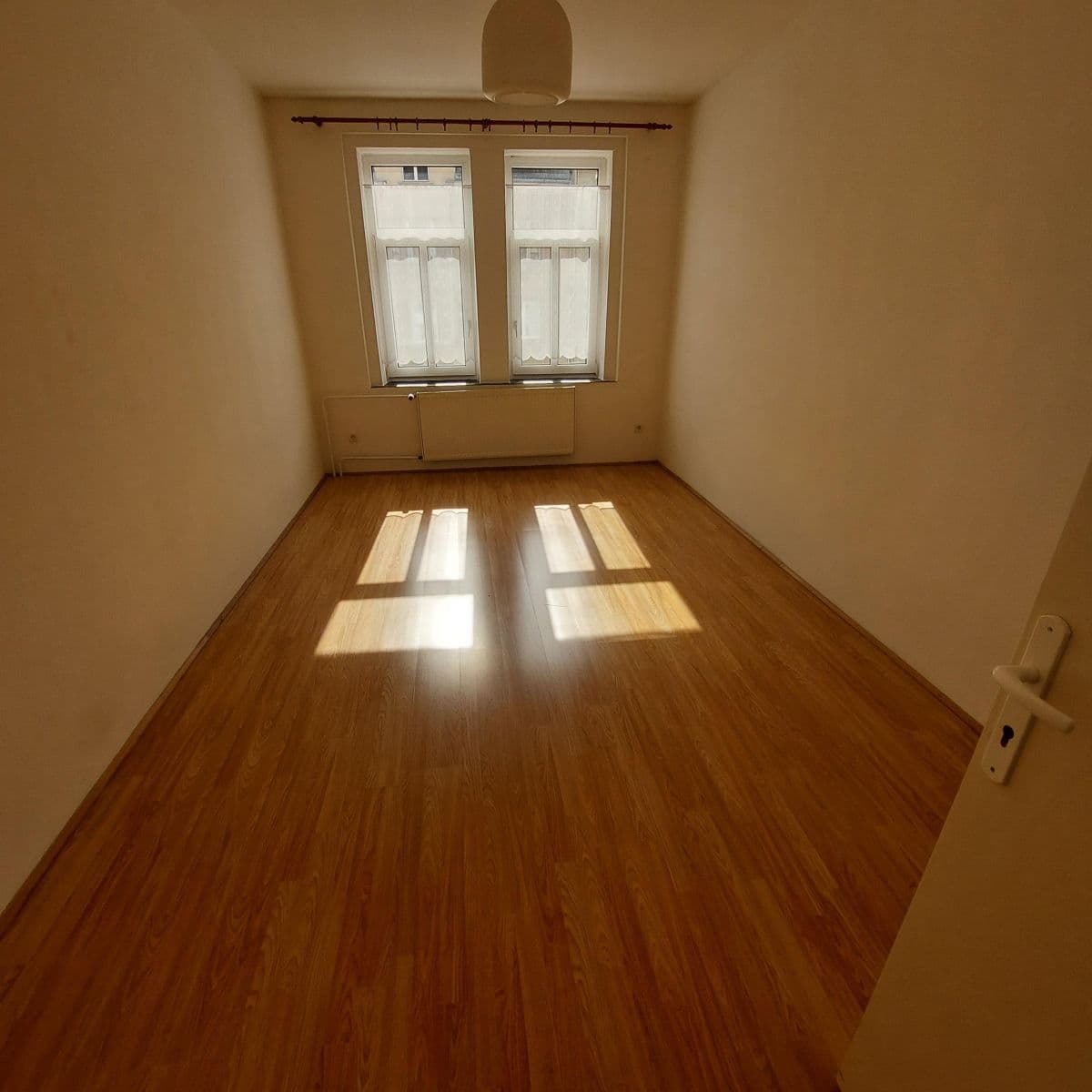 Pronájem bytu 1+1 37 m², Masarykova, Ústí nad Labem, Ústecký kraj Pronájem bytu 1+1 37 m², Masarykova, Ústí nad Labem, Ústecký kraj