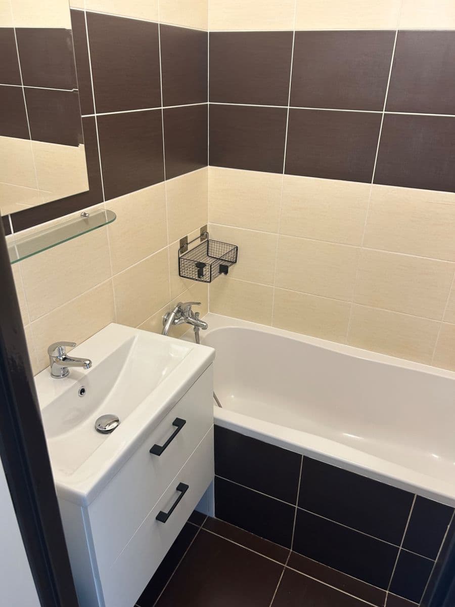 Pronájem bytu 2+1 54 m², Plzeňská, Ostrava, Moravskoslezský kraj Pronájem bytu 2+1 54 m², Plzeňská, Ostrava, Moravskoslezský kraj