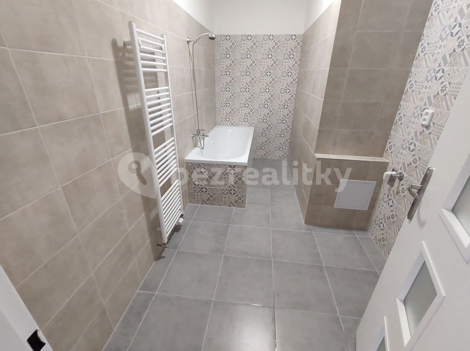 Pronájem bytu 3+1 101 m², Hrubínova, Litoměřice, Ústecký kraj Pronájem bytu 3+1 101 m², Hrubínova, Litoměřice, Ústecký kraj