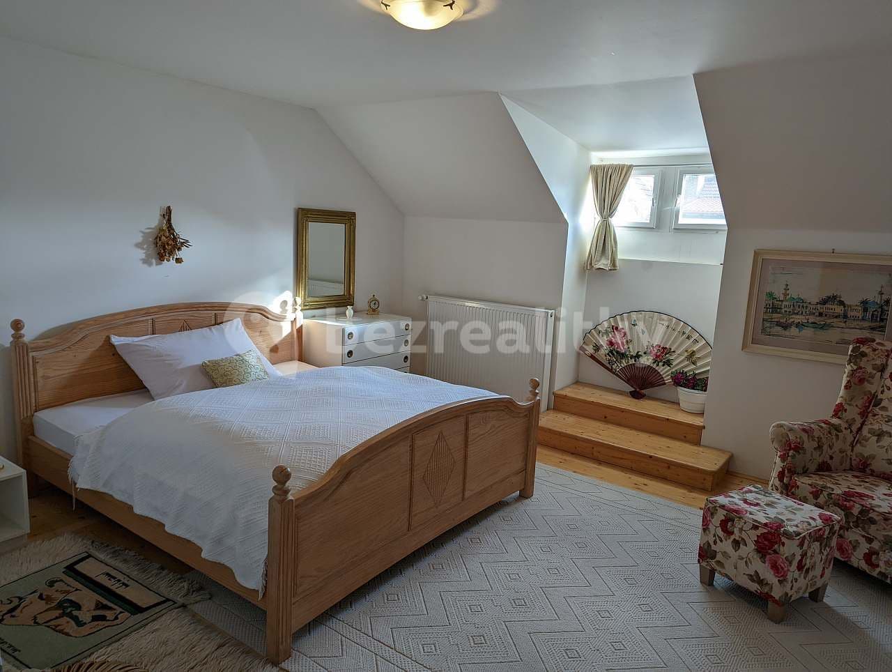 Pronájem chaty, chalupy, Poděbrady, Středočeský kraj Pronájem chaty, chalupy, Poděbrady, Středočeský kraj