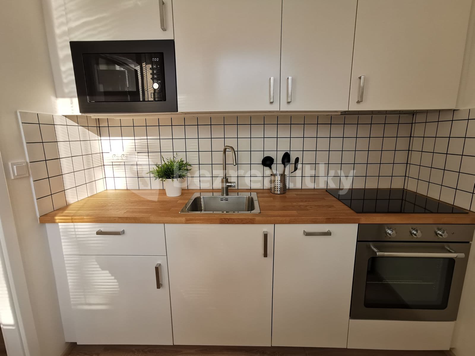 Pronájem bytu 1+1 39 m², Brno, Jihomoravský kraj Pronájem bytu 1+1 39 m², Brno, Jihomoravský kraj