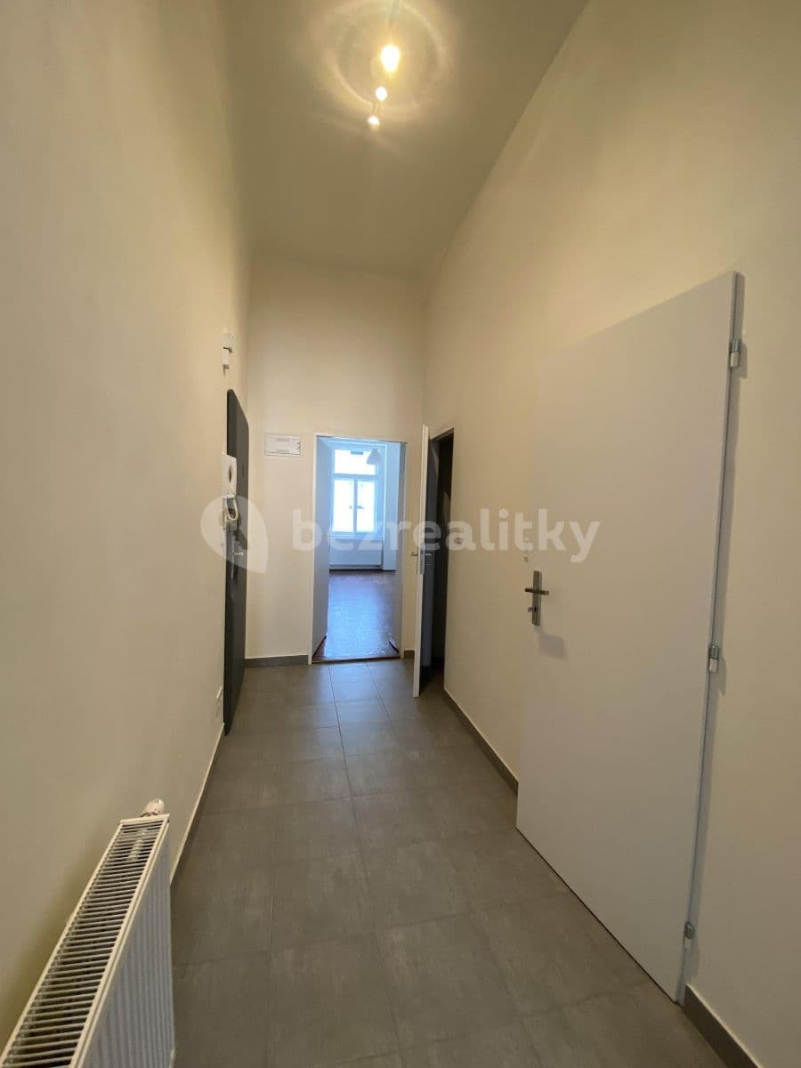 Pronájem bytu 1+1 45 m², Koněvova, Praha, Praha Pronájem bytu 1+1 45 m², Koněvova, Praha, Praha