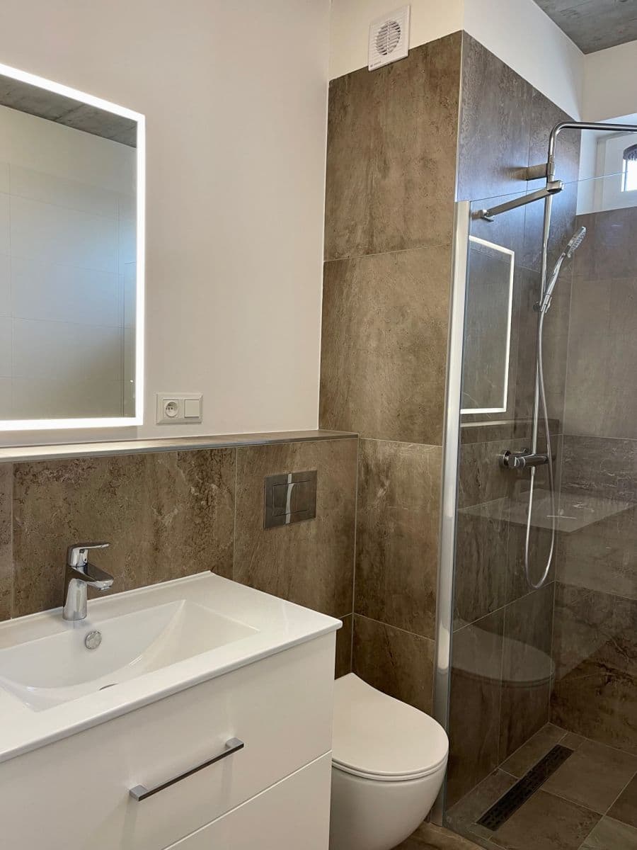 Pronájem bytu 1+kk 40 m², U Prefy, Praha, Praha Pronájem bytu 1+kk 40 m², U Prefy, Praha, Praha