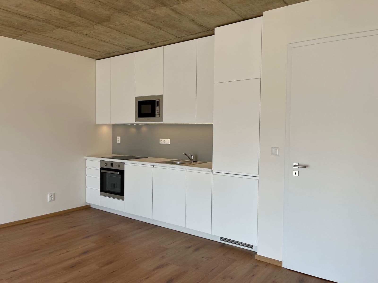 Pronájem bytu 1+kk 40 m², U Prefy, Praha, Praha Pronájem bytu 1+kk 40 m², U Prefy, Praha, Praha