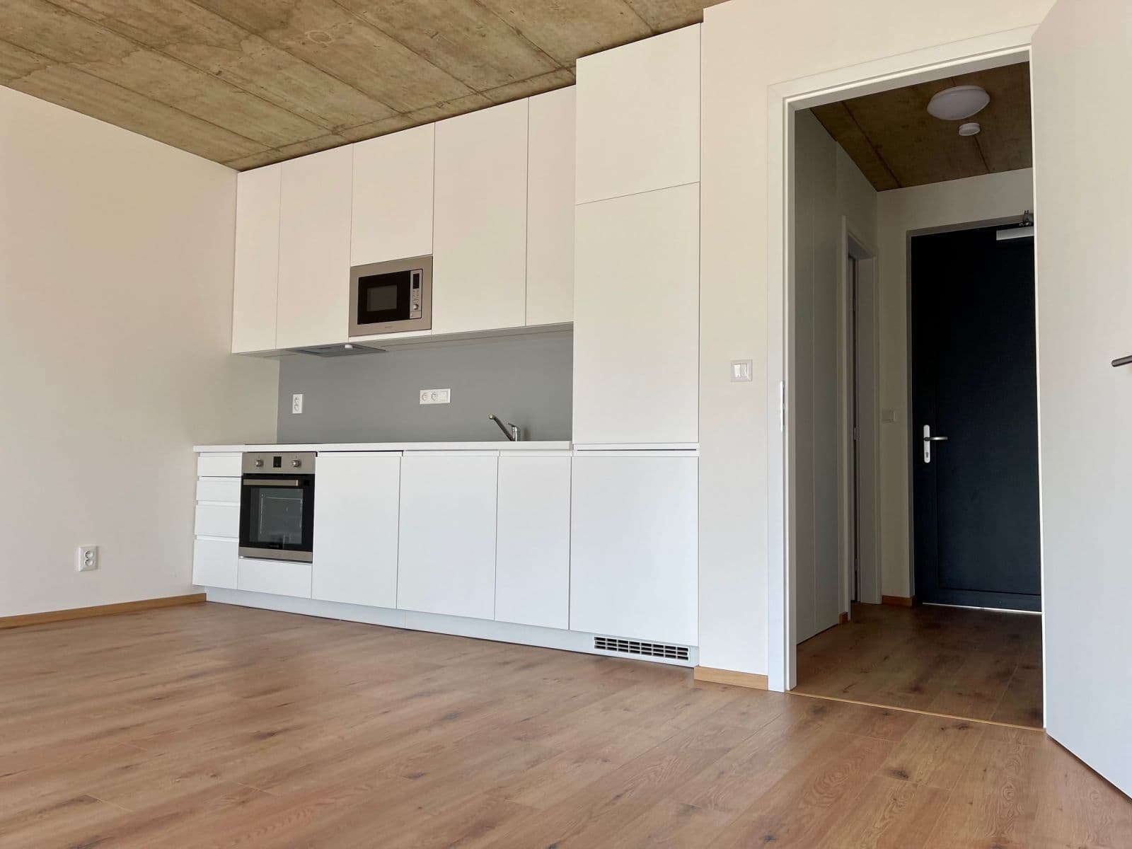 Pronájem bytu 1+kk 40 m², U Prefy, Praha, Praha Pronájem bytu 1+kk 40 m², U Prefy, Praha, Praha