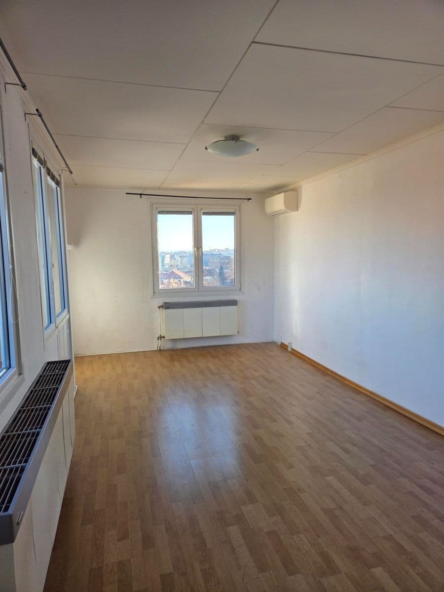 Pronájem bytu 3+1 72 m², Praha, Praha Pronájem bytu 3+1 72 m², Praha, Praha