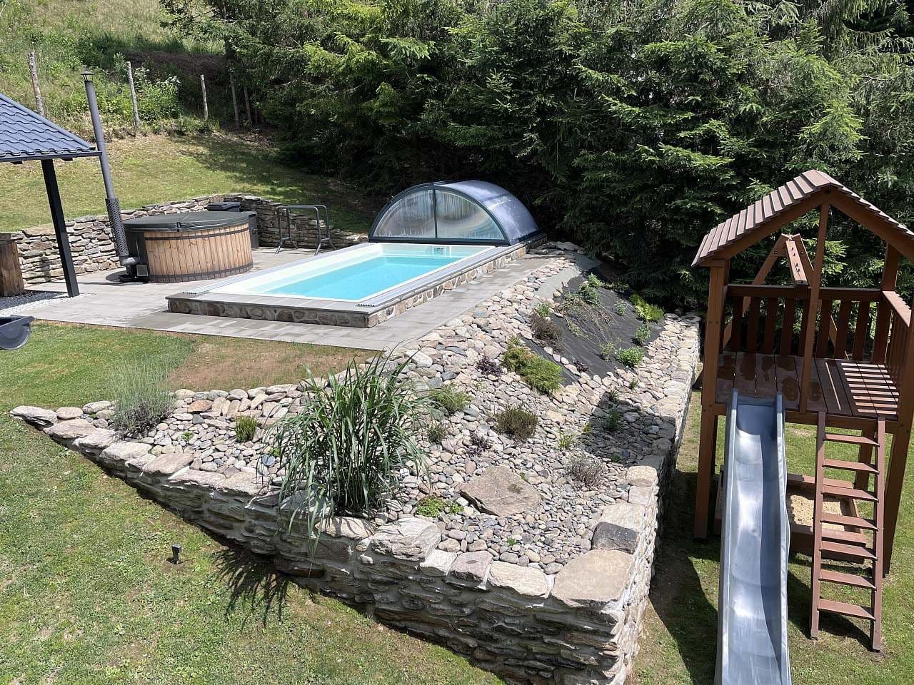 Pronájem chaty, chalupy, Staré Město, Olomoucký kraj Pronájem chaty, chalupy, Staré Město, Olomoucký kraj