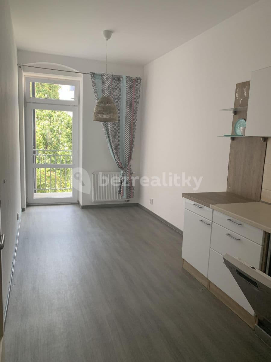 Pronájem bytu 2+1 55 m², Barrandova, Plzeň, Plzeňský kraj Pronájem bytu 2+1 55 m², Barrandova, Plzeň, Plzeňský kraj