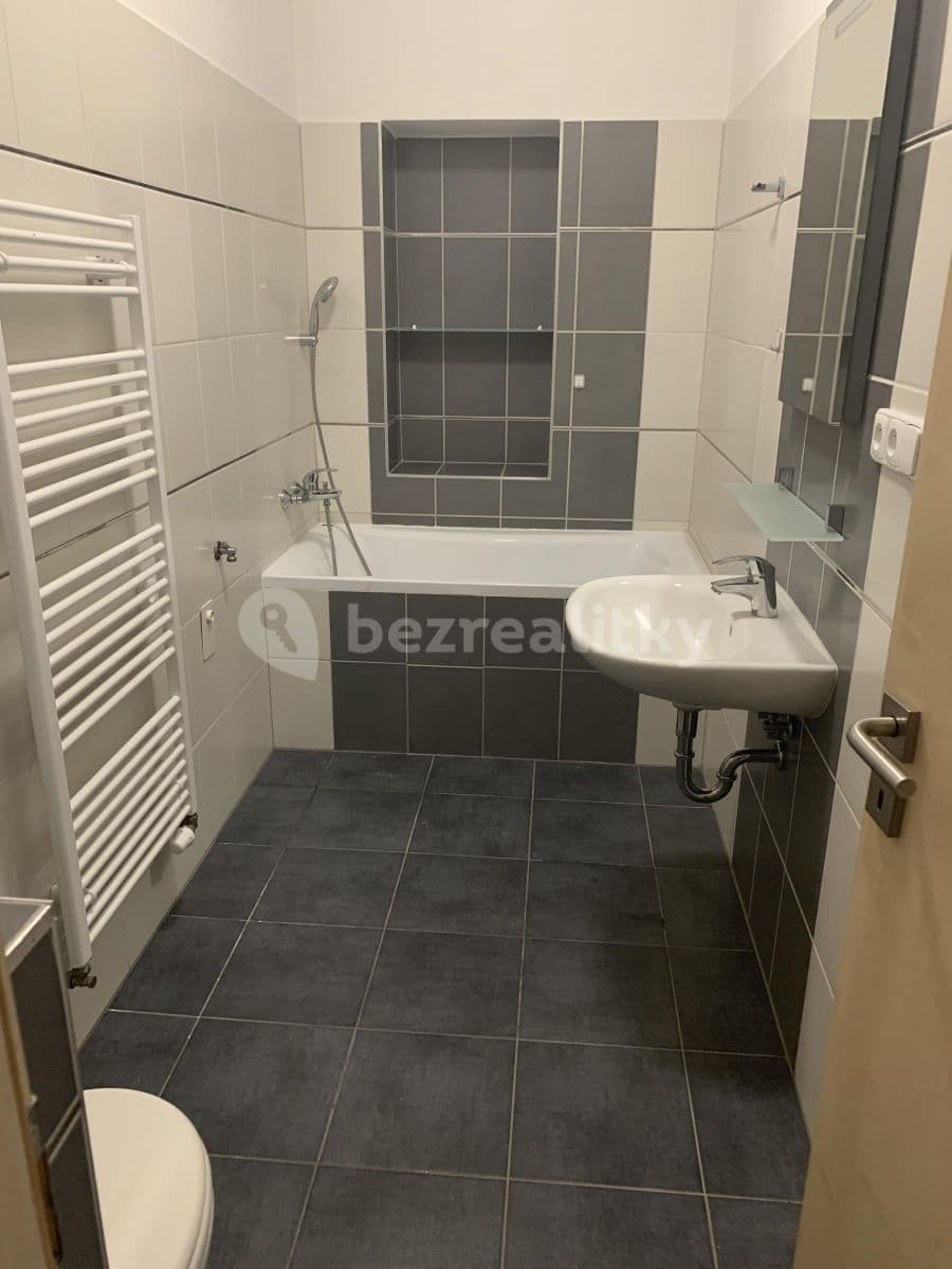 Pronájem bytu 2+1 55 m², Barrandova, Plzeň, Plzeňský kraj Pronájem bytu 2+1 55 m², Barrandova, Plzeň, Plzeňský kraj