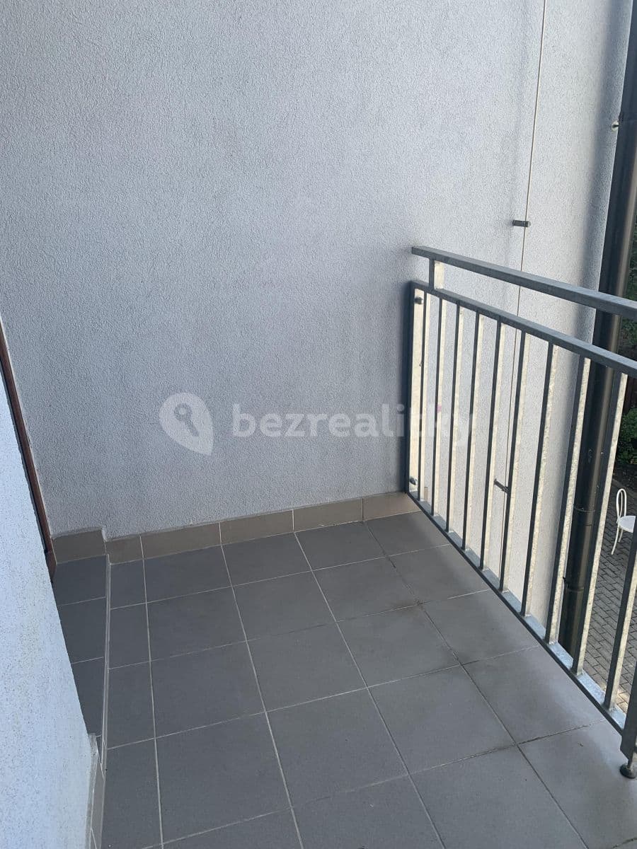 Pronájem bytu 2+1 55 m², Barrandova, Plzeň, Plzeňský kraj Pronájem bytu 2+1 55 m², Barrandova, Plzeň, Plzeňský kraj