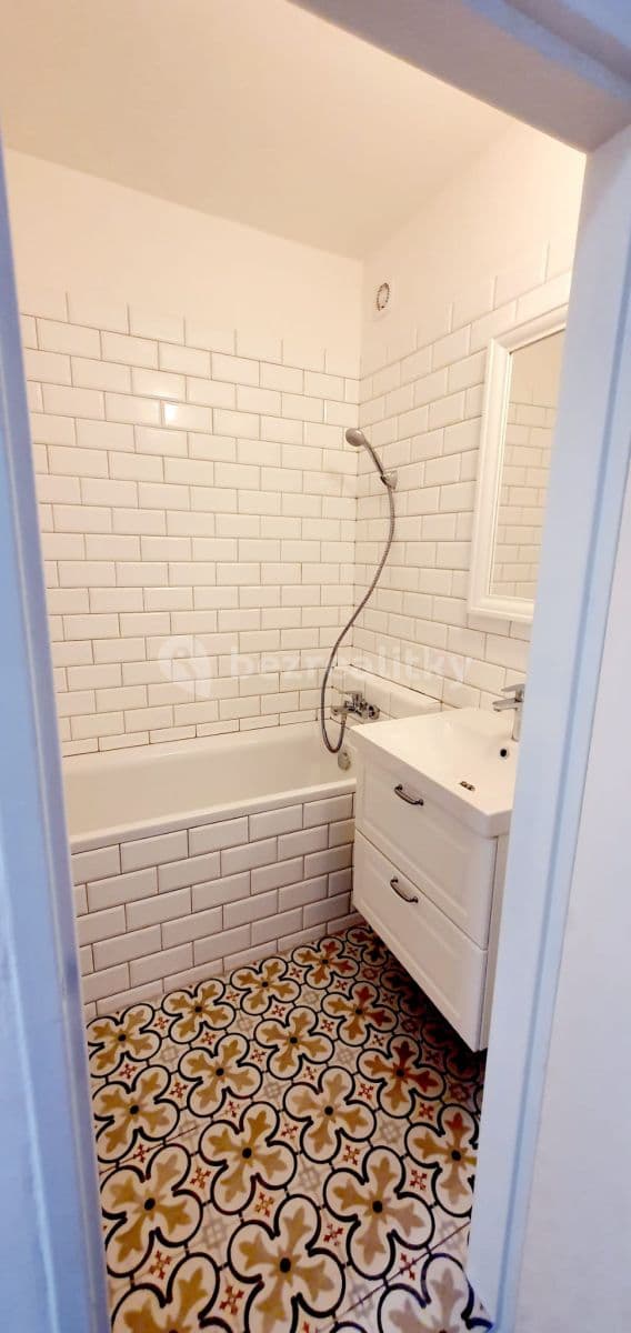 Pronájem bytu 2+1 57 m², Sečská, Praha, Praha Pronájem bytu 2+1 57 m², Sečská, Praha, Praha