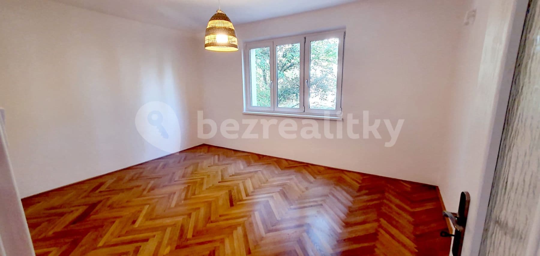 Pronájem bytu 2+1 57 m², Sečská, Praha, Praha Pronájem bytu 2+1 57 m², Sečská, Praha, Praha