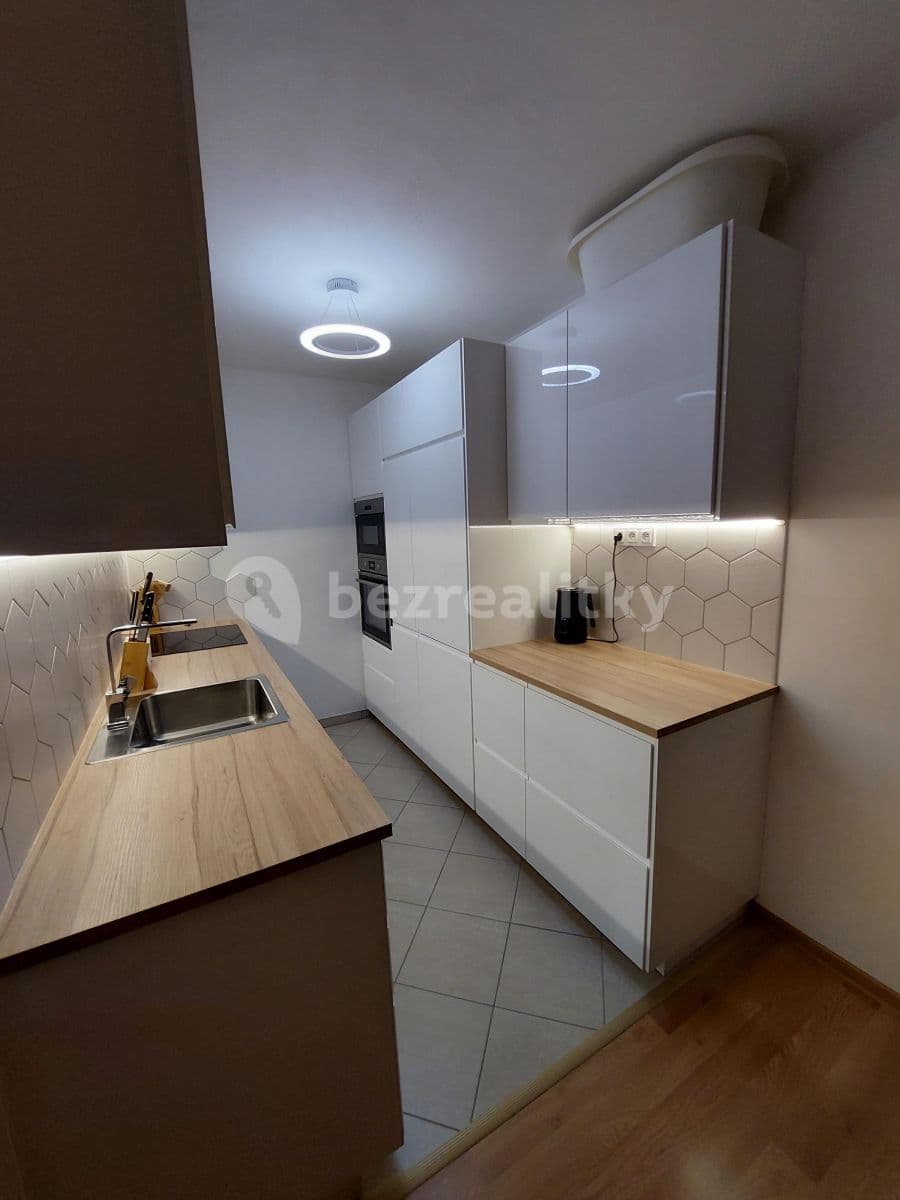 Pronájem bytu 2+kk 44 m², Zvoncovitá, Praha, Praha Pronájem bytu 2+kk 44 m², Zvoncovitá, Praha, Praha