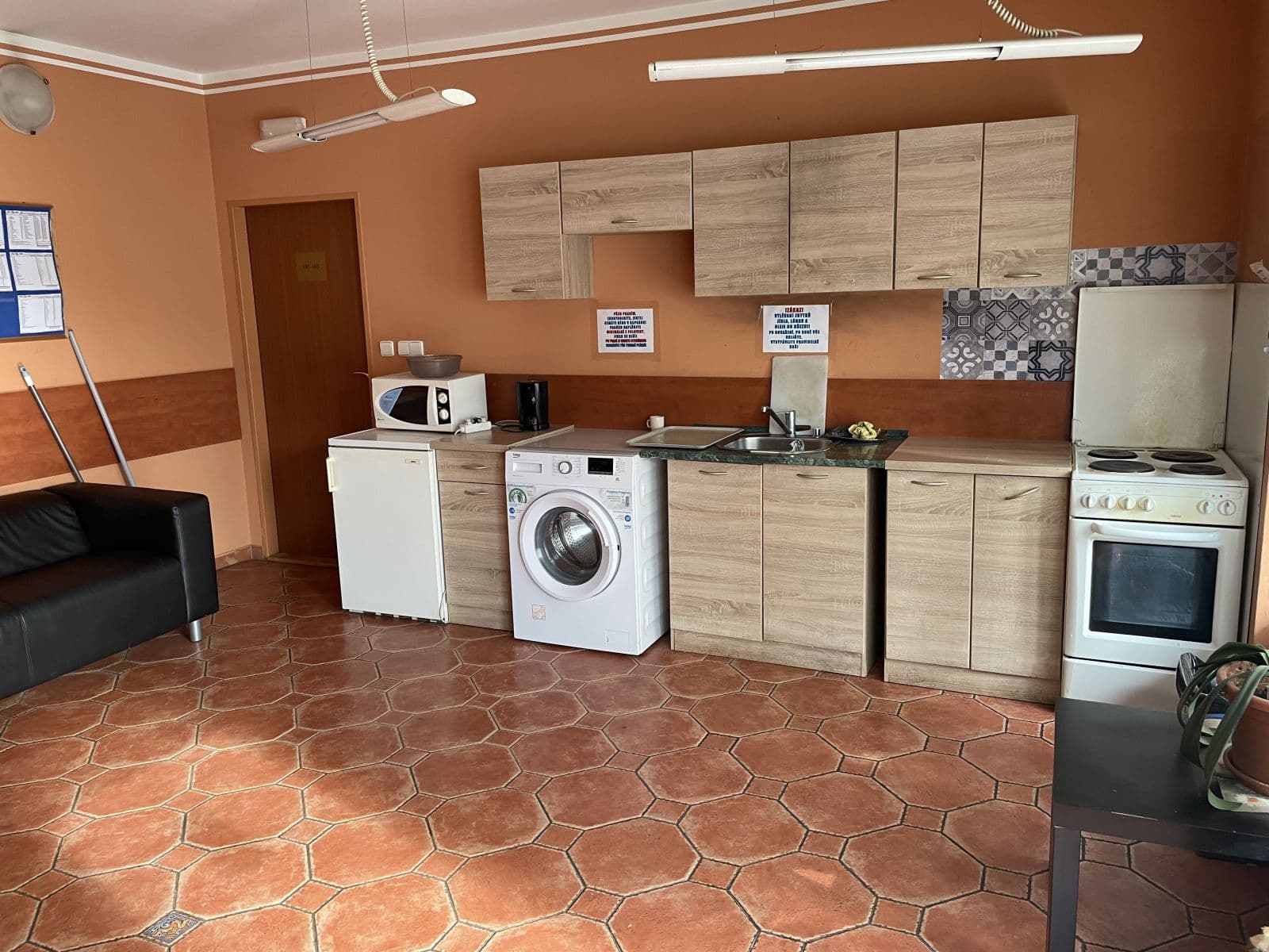 Pronájem bytu Garsoniéra 12 m², Bělohorská, Praha, Praha Pronájem bytu Garsoniéra 12 m², Bělohorská, Praha, Praha