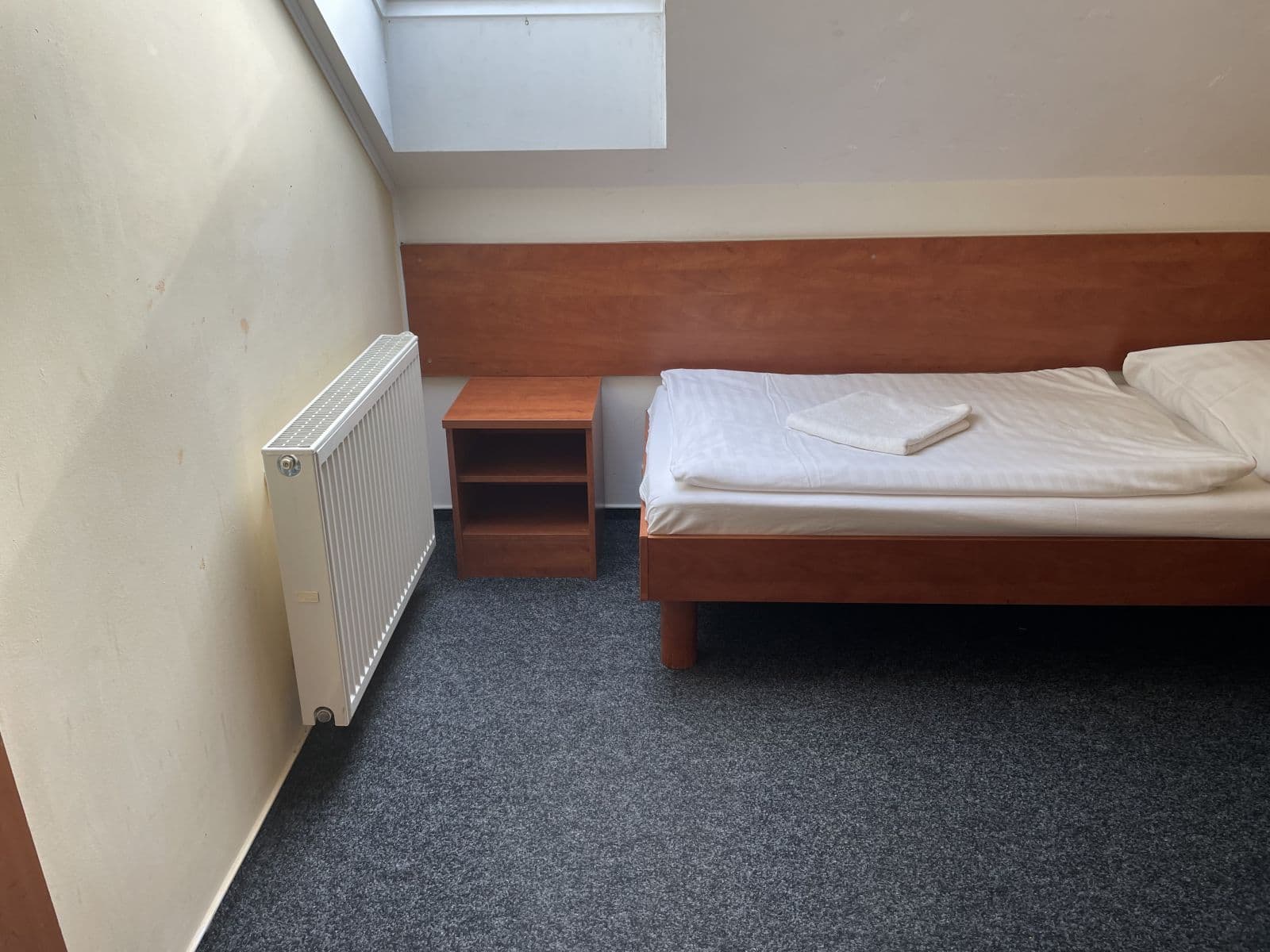 Pronájem bytu Garsoniéra 12 m², Bělohorská, Praha, Praha Pronájem bytu Garsoniéra 12 m², Bělohorská, Praha, Praha