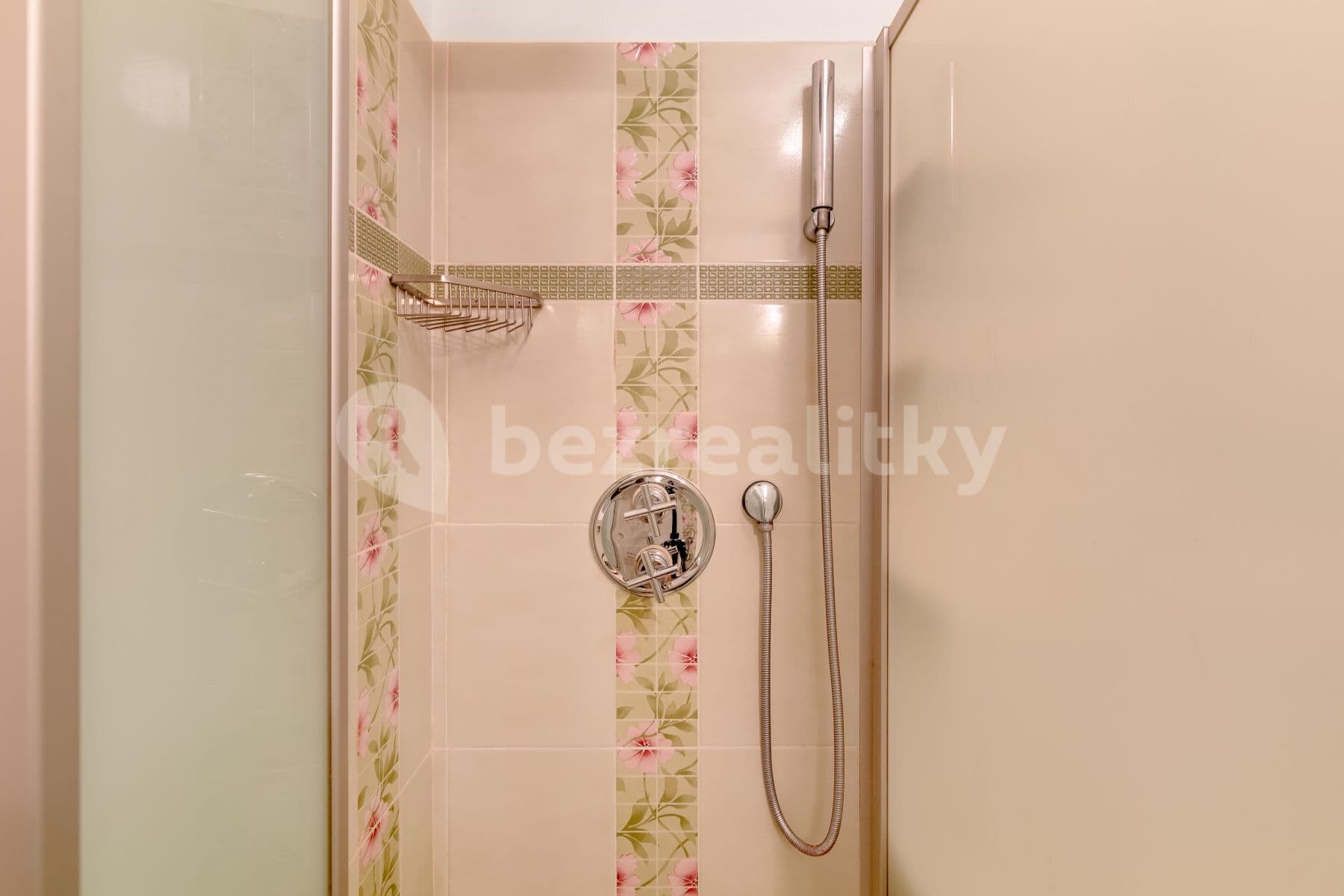 Pronájem bytu 1+kk 28 m², Olgy Havlové, Praha, Praha Pronájem bytu 1+kk 28 m², Olgy Havlové, Praha, Praha