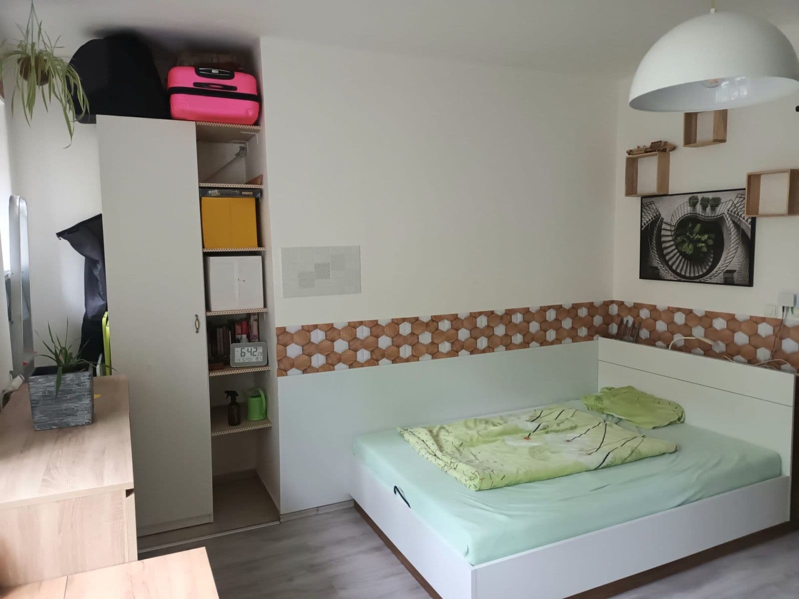 Pronájem bytu 1+kk 28 m², Olgy Havlové, Praha, Praha Pronájem bytu 1+kk 28 m², Olgy Havlové, Praha, Praha