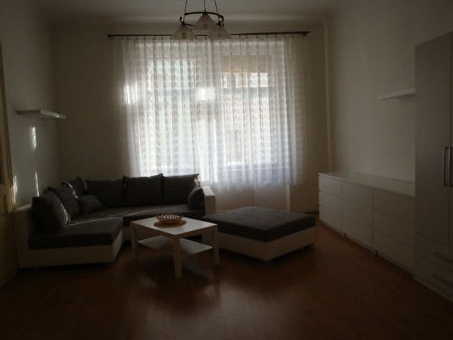 Pronájem bytu 3+1 95 m², Vrázova, Praha, Praha Pronájem bytu 3+1 95 m², Vrázova, Praha, Praha
