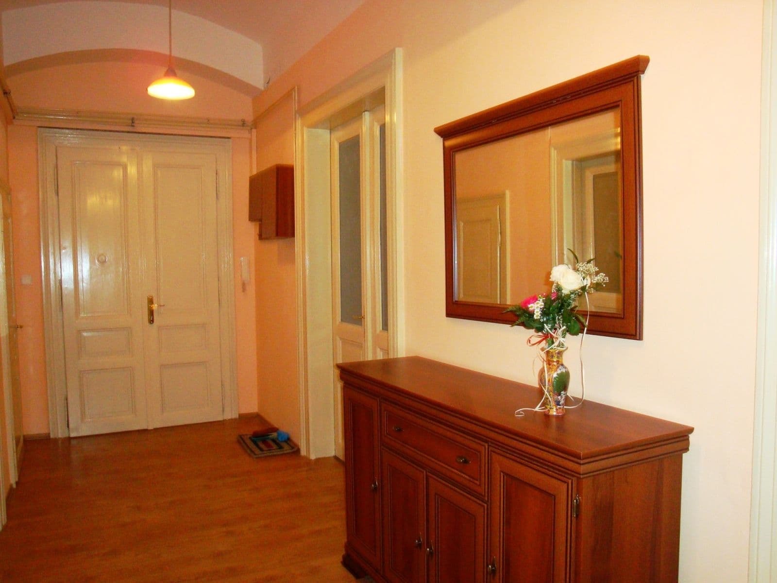 Pronájem bytu 3+1 95 m², Vrázova, Praha, Praha Pronájem bytu 3+1 95 m², Vrázova, Praha, Praha