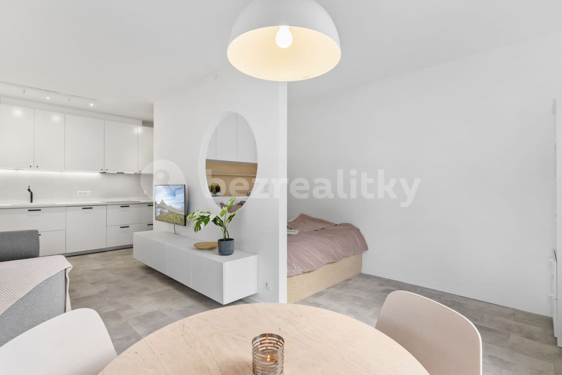 Pronájem bytu 2+kk 43 m², Jeřabinová, Praha, Praha Pronájem bytu 2+kk 43 m², Jeřabinová, Praha, Praha