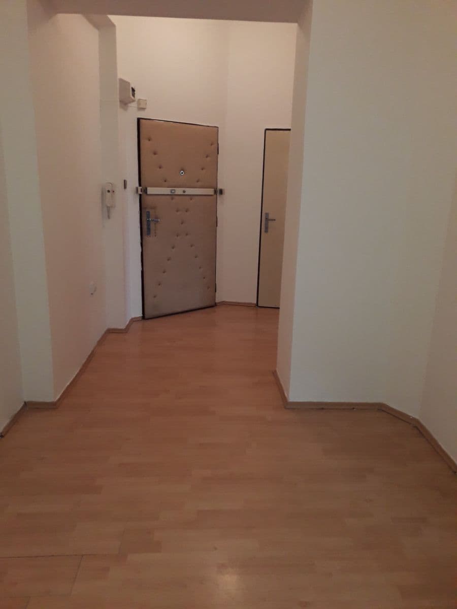 Pronájem bytu 2+1 75 m², Londýnská, Praha, Praha Pronájem bytu 2+1 75 m², Londýnská, Praha, Praha