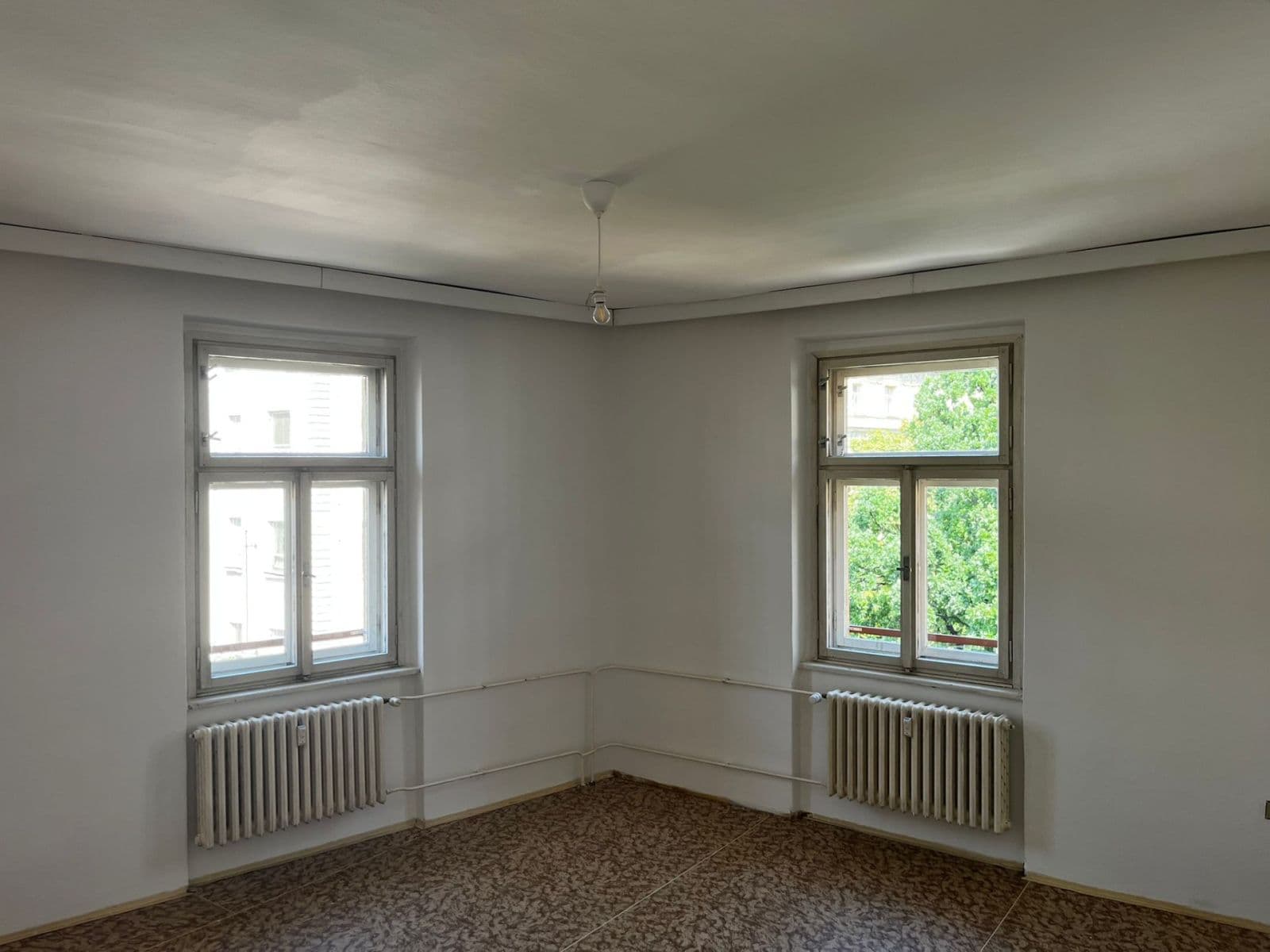 Pronájem bytu 2+1 75 m², Londýnská, Praha, Praha Pronájem bytu 2+1 75 m², Londýnská, Praha, Praha