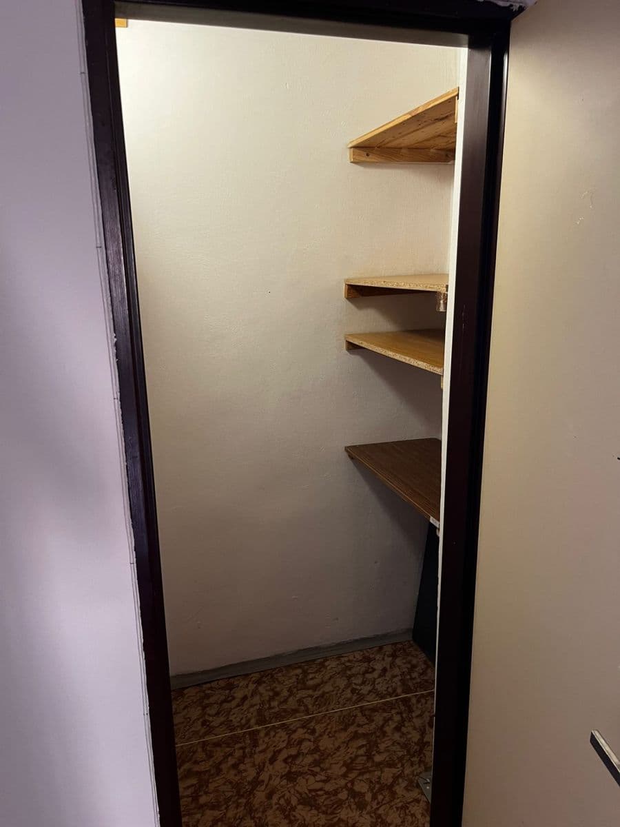 Pronájem bytu 2+1 75 m², Londýnská, Praha, Praha Pronájem bytu 2+1 75 m², Londýnská, Praha, Praha