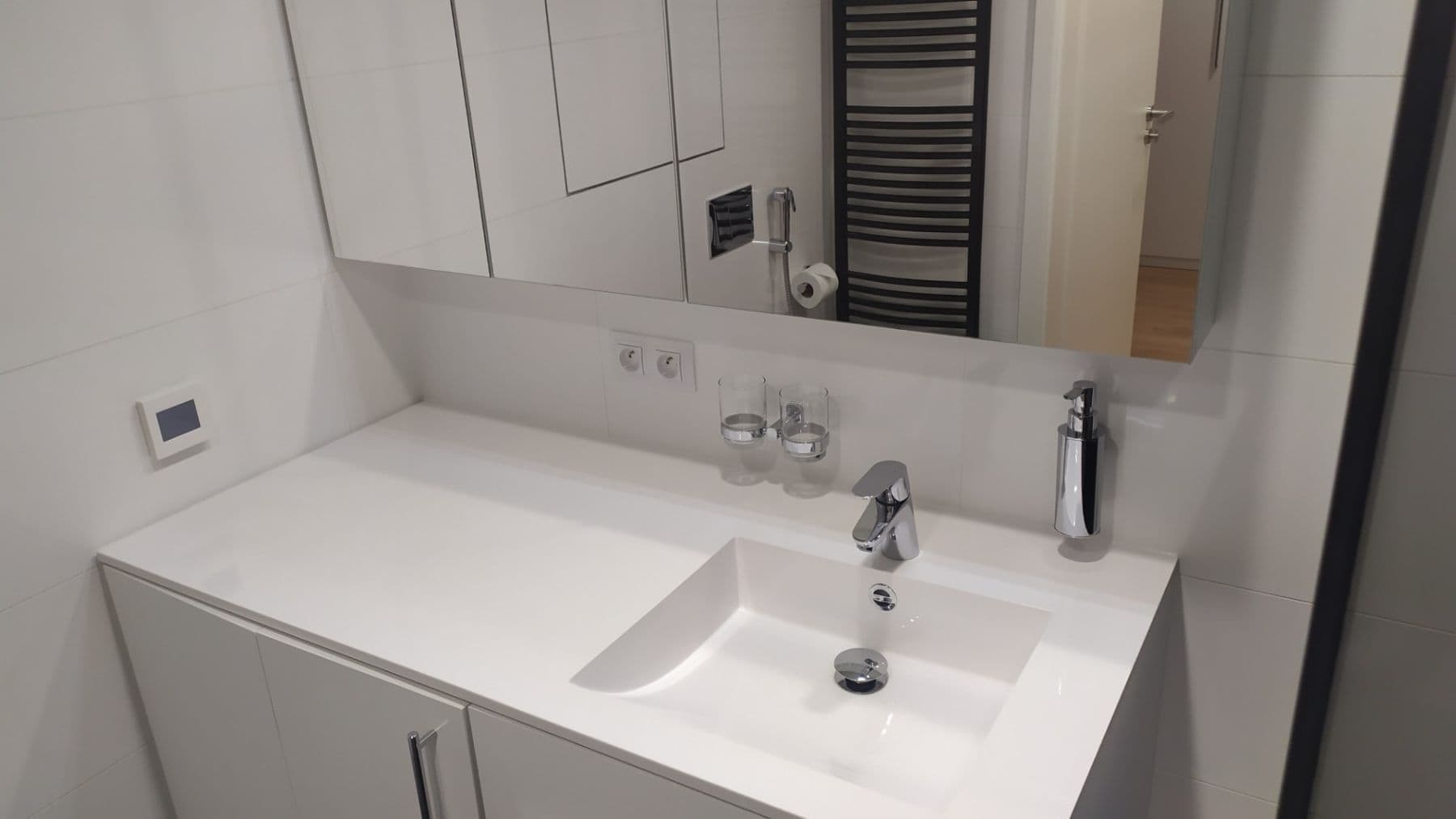 Pronájem bytu 1+kk 30 m², Mukařovského, Praha, Praha Pronájem bytu 1+kk 30 m², Mukařovského, Praha, Praha