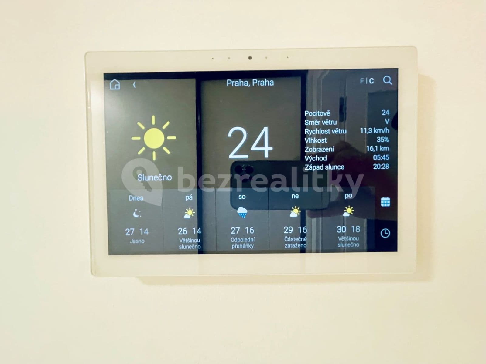 Pronájem bytu 1+kk 32 m², Vrbova, Praha, Praha Pronájem bytu 1+kk 32 m², Vrbova, Praha, Praha